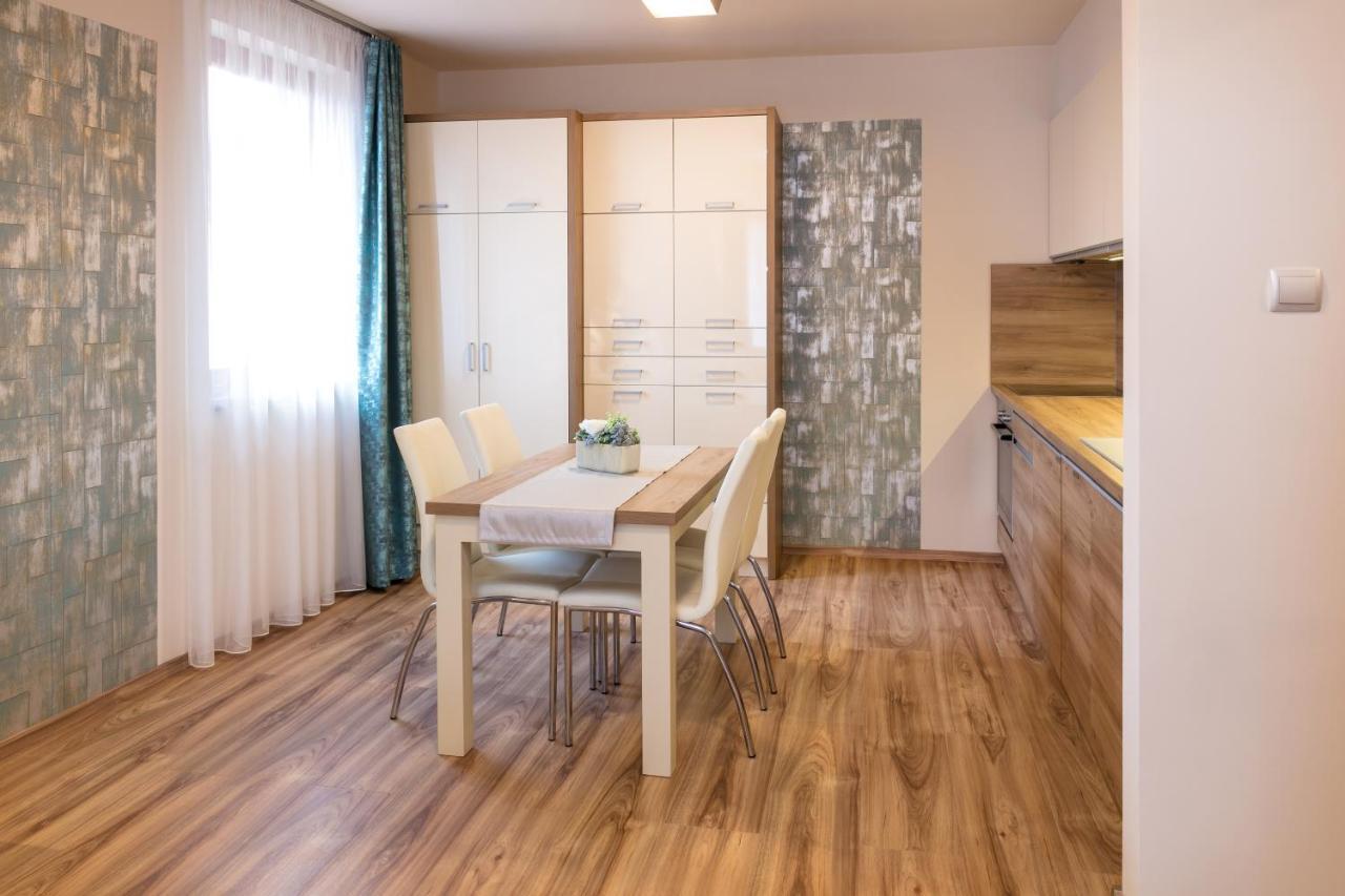 Apartament Foter Rezidencia Győr Zewnętrze zdjęcie